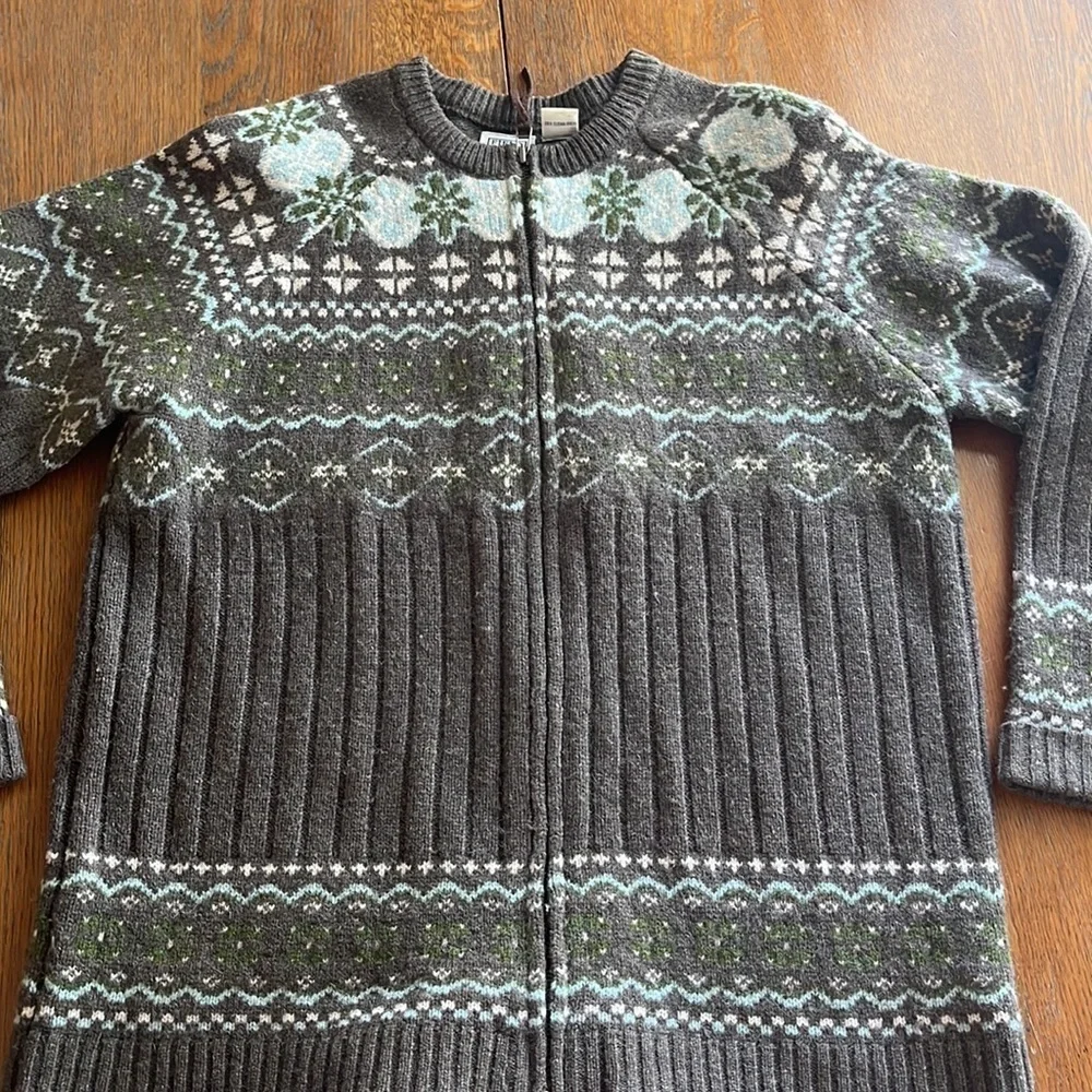 Field Gear Shetland Wool zip up cardigan size small long sleeves, dry clean